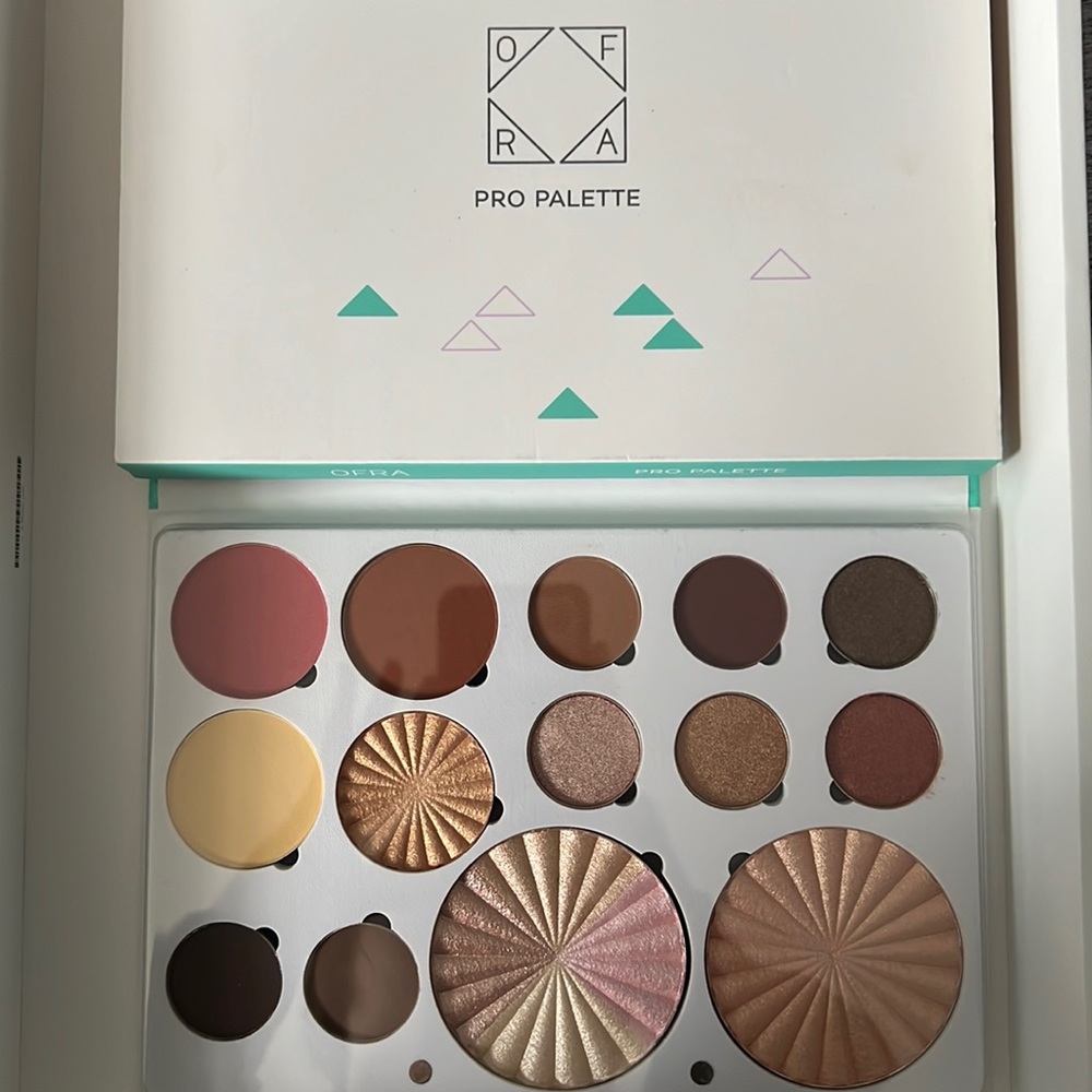 OFRA COSMETICS PRO PALETTE - SOUL